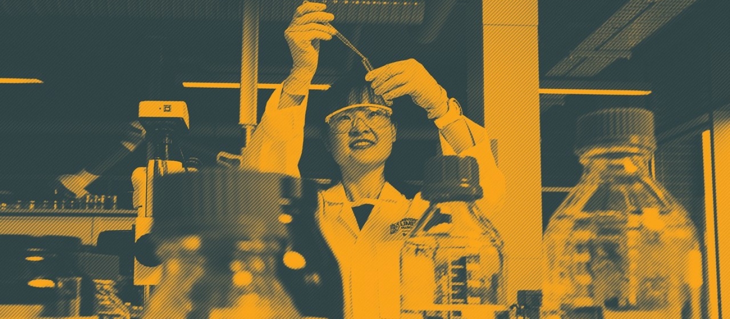 Xiang Jing - researcher - working in a lab