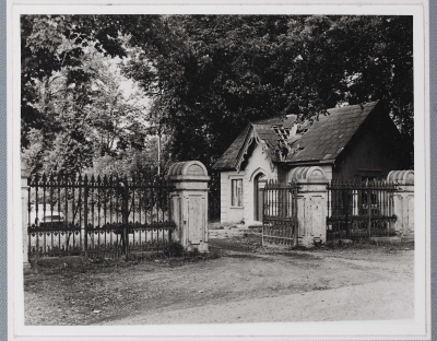 Main Entrance and lodge Plassey House 1970