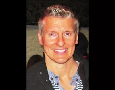 Prof Lee Monaghan