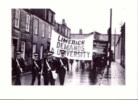 1934-71: Campaigners parading in Limerick city, Aug. 1966
