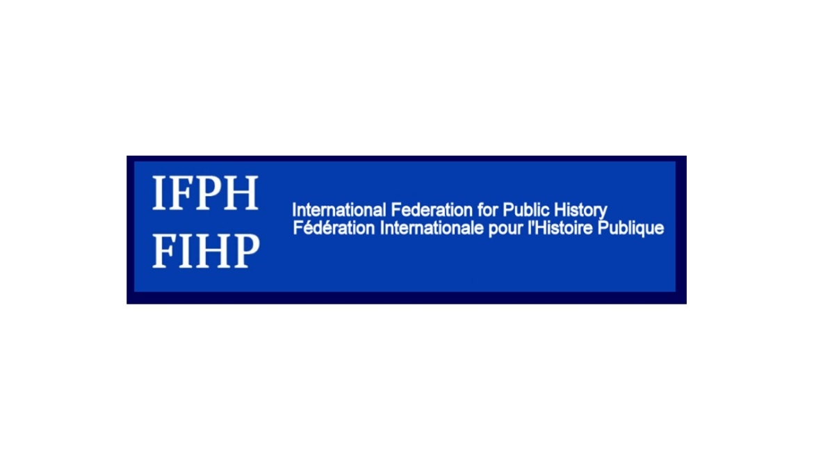 IFPH International Federation for Public History in French and English on blue background