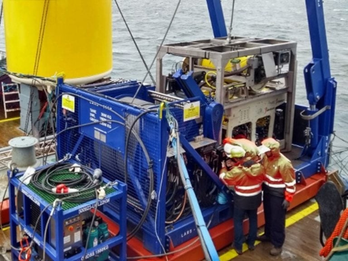 Offshore Deployment of CRIS Underwater Robot