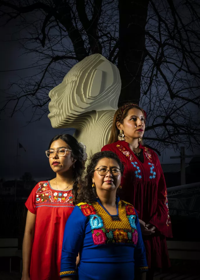 Brenda Munoz Gonzalez, Montserrat Ibarra & Priscilla Rivera Contreras, Mexico 