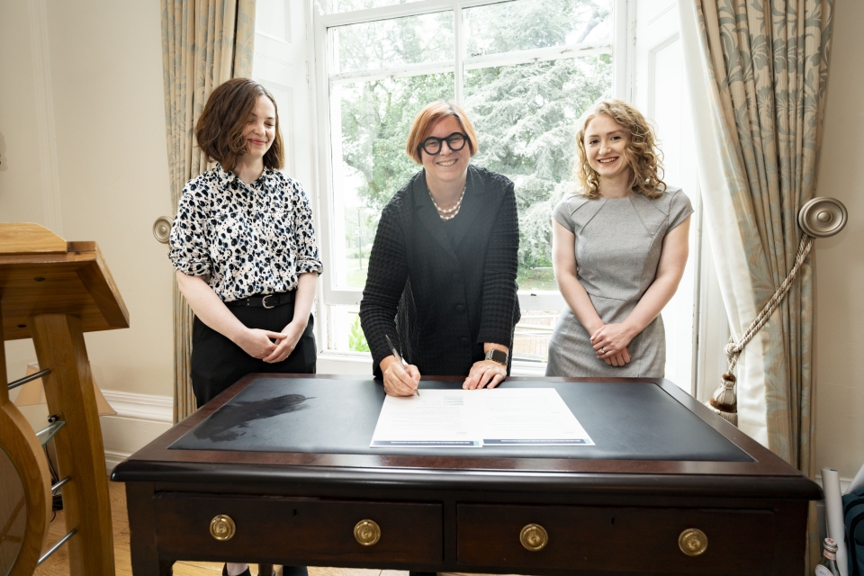 Public signing of HEA's Anti Racism Principles Dr Jennie Rothwell, Head of the HEA Centre of Excellence for EDI, President Kerstin Mey and Laura Austin, Senior Executive Officer, HEA Centre of Excellence for Equality, Diversity and Inclusion.